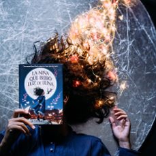 la niña que bebió luz de luna-kelly barnhill-9788408201373