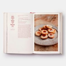 the lebanese cookbook-salma hage-9780714879093