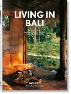 living in bali-9783836566902
