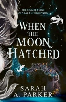 when the moon hatched (the moonfall series 1)-sarah a. parker-9780008710262
